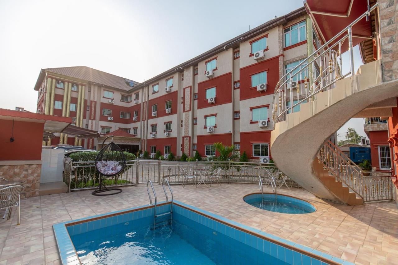 Ag Hotel And Suites Ogbodjo Exterior foto